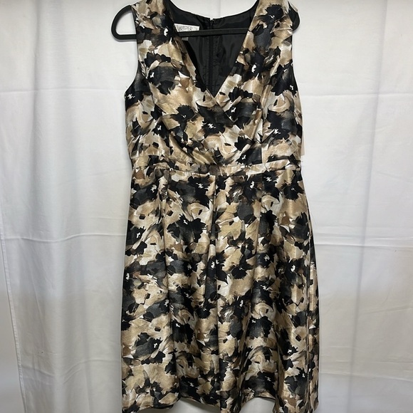 Kasper Dress - Picture 1 of 13